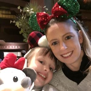 Meet your Posher, Andrea